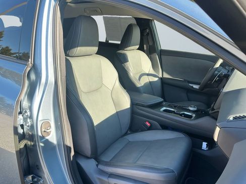Used 2023 Lexus RZ 450e Premium w/ Technology Package image 15