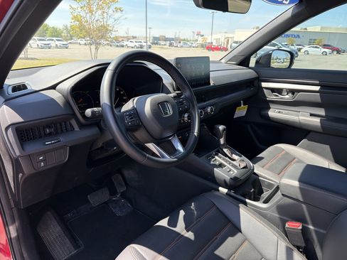 Certified 2025 Honda CR-V Sport-L image 11
