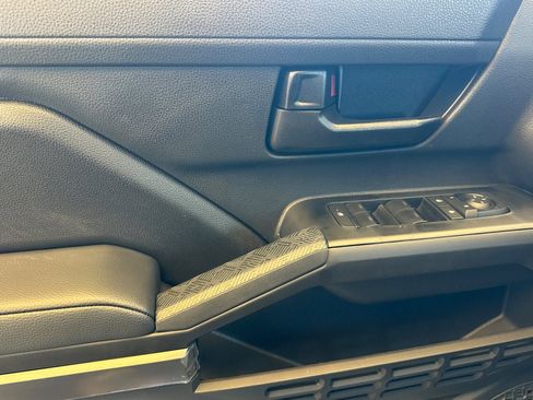 New 2026 Toyota Tacoma SR5 AWD/4WD image 12