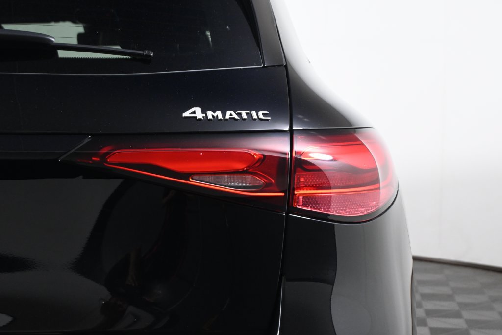 Certified 2026 Mercedes-Benz GLC 300 4MATIC image 13