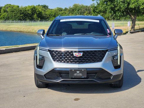 Certified 2025 Cadillac XT4 Premium Luxury FWD image 30