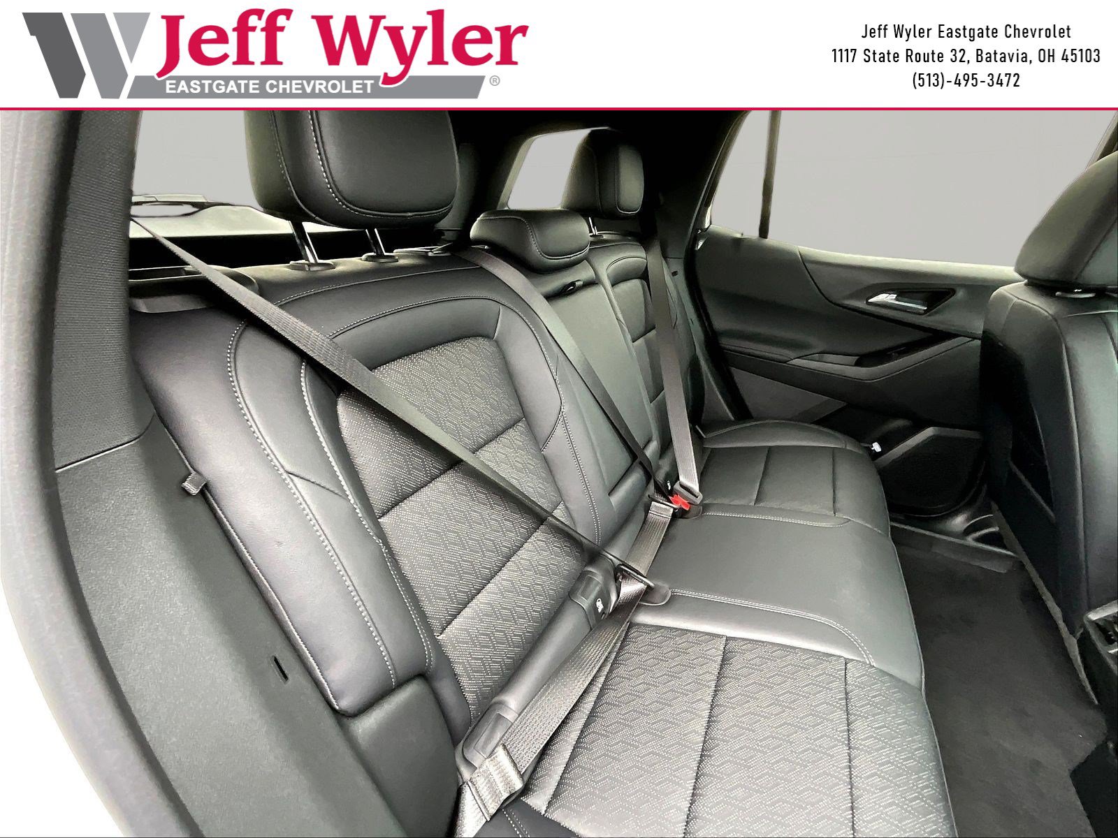 New 2027 Chevrolet Equinox LT w/ Convenience Package II FWD image 19