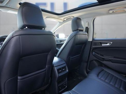 Certified 2024 Ford Edge SEL w/ Convenience Package AWD/4WD image 23