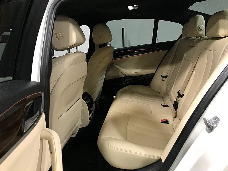 Used 2018 BMW 530i RWD image 17