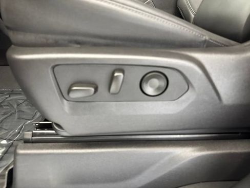 Used 2025 Chevrolet Silverado 1500 RST AWD/4WD image 19