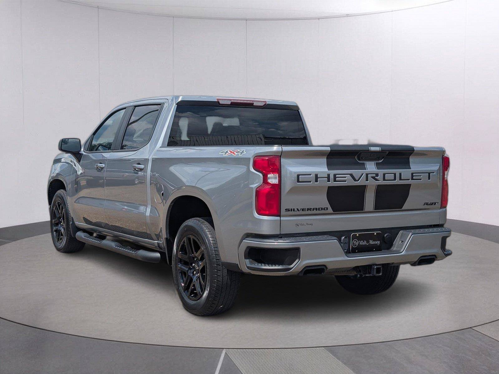 Certified 2023 Chevrolet Silverado 1500 RST w/ Rally Edition AWD/4WD image 3