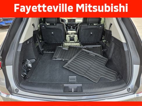 Used 2025 Acura MDX SH-AWD image 18