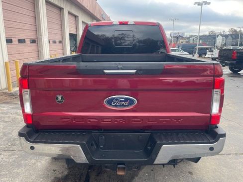 Used 2017 Ford F250 Lariat w/ Lariat Value Package image 6