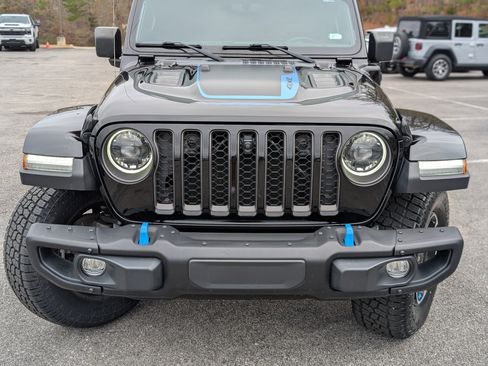 Used 2023 Jeep Wrangler Unlimited Rubicon 4xe w/ Steel Bumper Group image 12