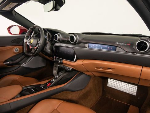 Certified 2023 Ferrari Portofino M RWD image 35