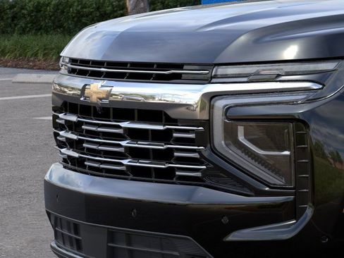 New 2026 Chevrolet Suburban Premier AWD/4WD image 23