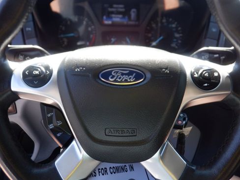 Used 2019 Ford Transit 150 XLT image 22