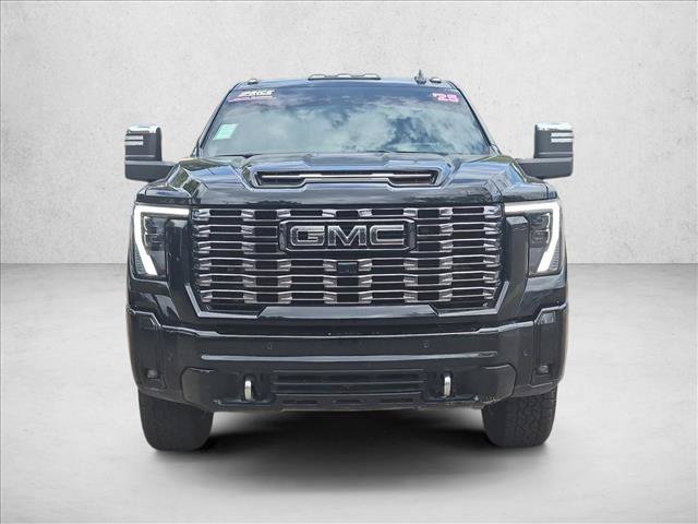 Used 2025 GMC Sierra 2500 Denali Ultimate AWD/4WD image 2