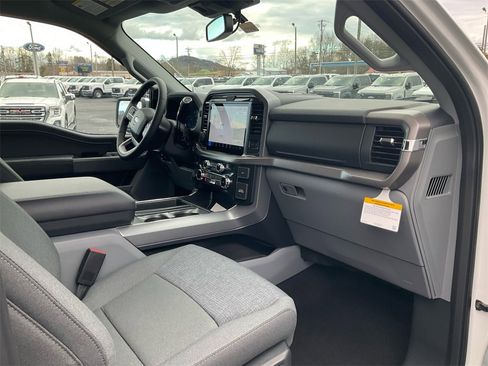 New 2025 Ford F150 XLT w/ Equipment Group 302A MID image 11
