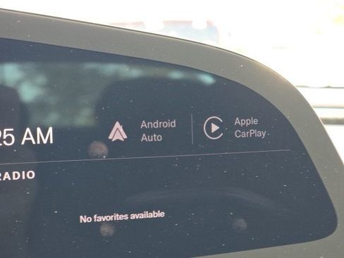 Used 2024 Lucid Air Pure image 19