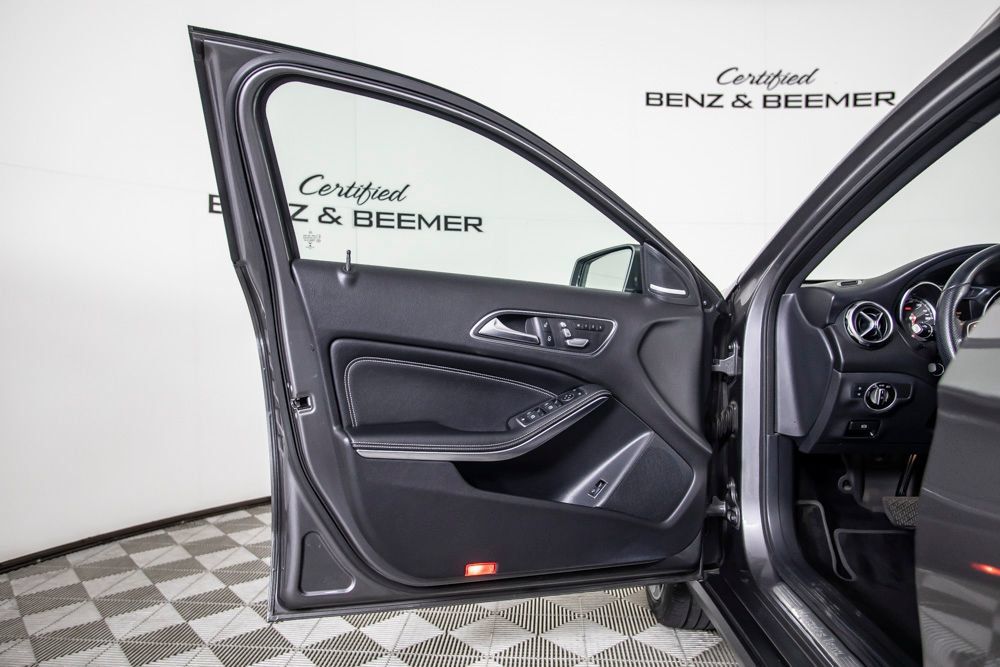 Used 2019 Mercedes-Benz GLA 250 4MATIC image 17