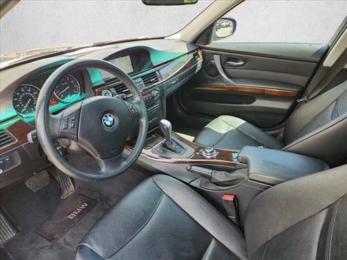 Used 2011 BMW 335i xDrive Sedan AWD/4WD image 12