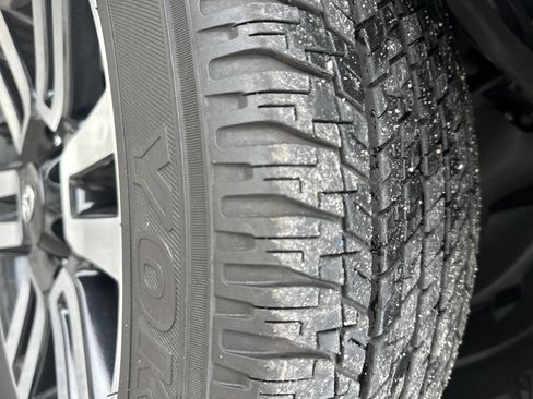 Used 2024 Toyota 4Runner Limited AWD/4WD image 7