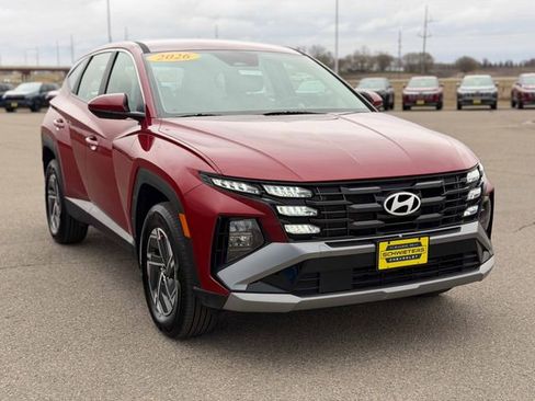 Used 2026 Hyundai Tucson Blue SE image 3