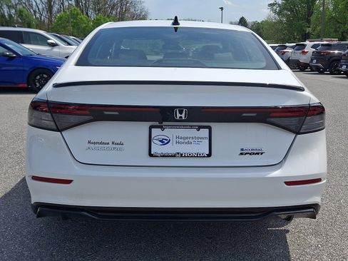 Used 2023 Honda Accord Sport image 5