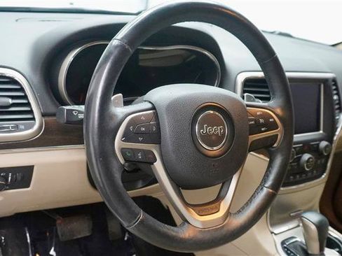 Used 2016 Jeep Grand Cherokee Limited w/ Luxury Group II image 11