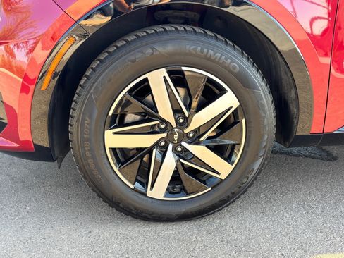 Certified 2023 Kia Sorento S w/ Panoramic Sunroof Package FWD image 10