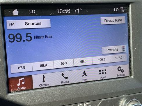 Used 2019 Ford Fusion SE FWD image 24
