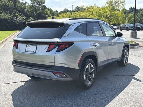 Used 2026 Hyundai Tucson SEL FWD image 3