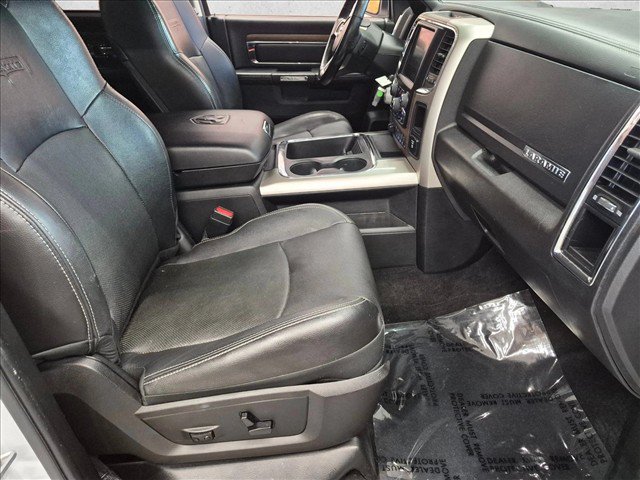 Used 2016 RAM 1500 Laramie RWD image 25