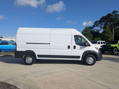 Used 2025 RAM ProMaster 2500 w/ Convenience Group