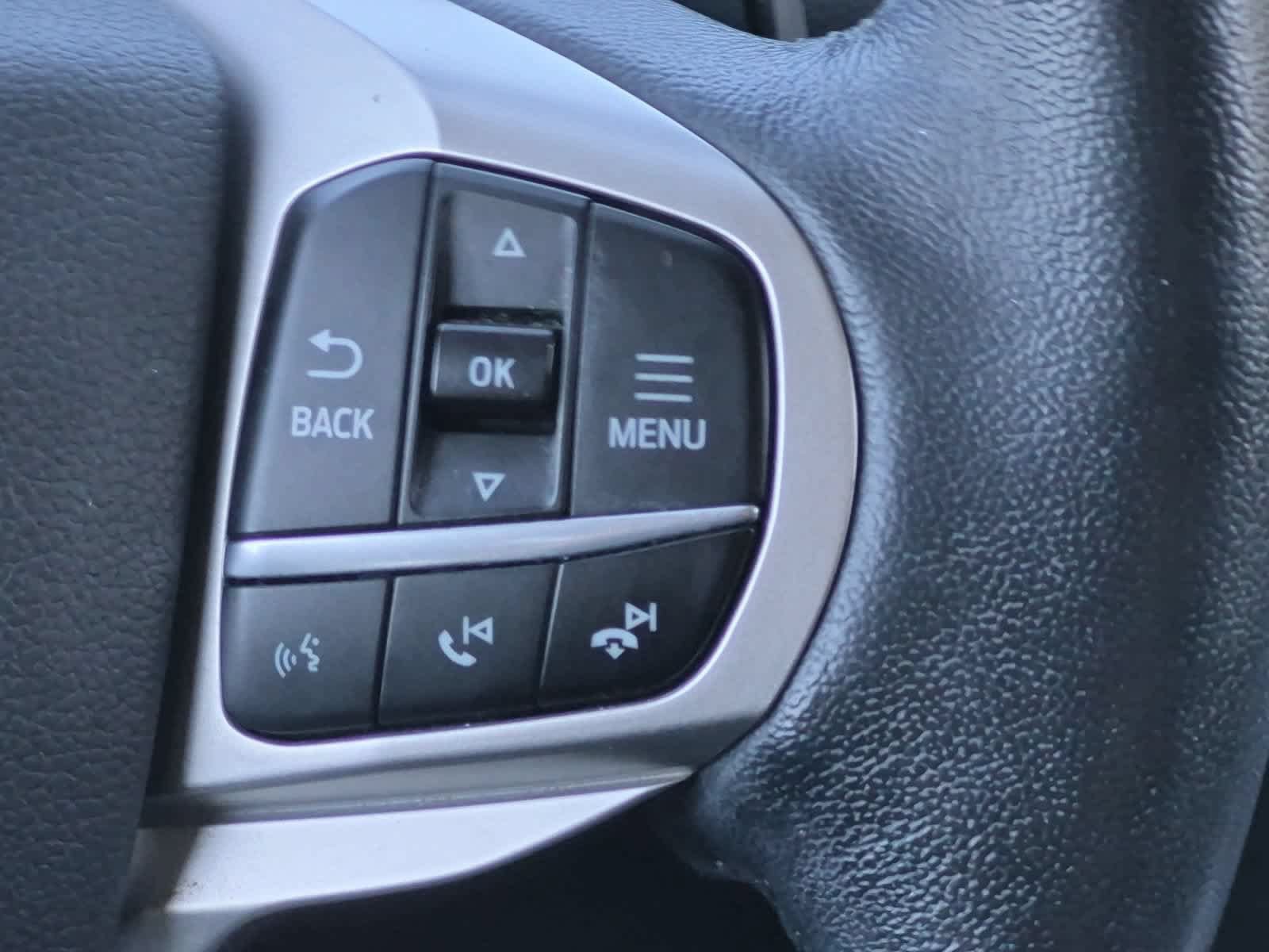 Used 2020 Ford Explorer XLT w/ Equipment Group 202A AWD/4WD image 24