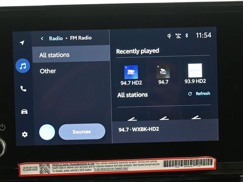 Certified 2025 Toyota Sienna LE w/ LE Plus Package image 20