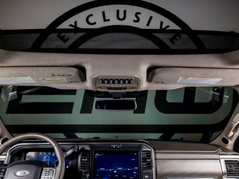 Used 2026 Ford F250 Platinum w/ Platinum Plus Package AWD/4WD image 11