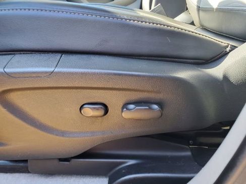 Used 2015 Buick Encore Convenience FWD image 20