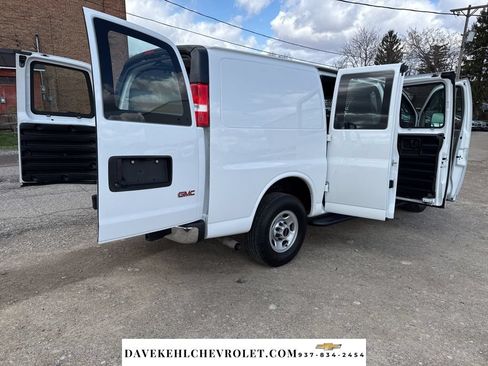 Used 2024 GMC Savana 2500 w/ Driver Convenience Package RWD image 27