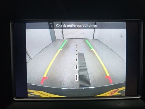 Used 2018 Jeep Grand Cherokee Limited image 31