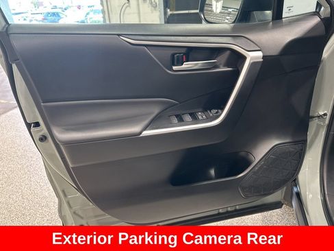 Certified 2022 Toyota RAV4 XLE w/ Convenience Package AWD/4WD image 14