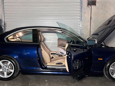 Used 2002 BMW 325Ci 325Ci Coupe 2D image 42