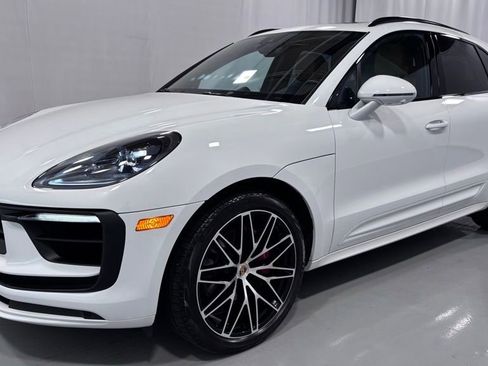 Used 2024 Porsche Macan S AWD/4WD image 1