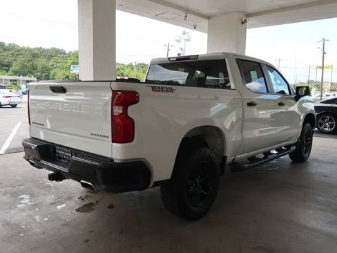 Used 2023 Chevrolet Silverado 1500 Custom Trail Boss AWD/4WD image 7