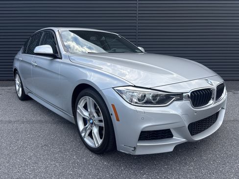 Used 2014 BMW 335i xDrive Sedan AWD/4WD image 8