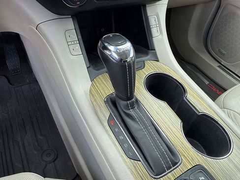 Used 2019 GMC Acadia Denali AWD/4WD image 20