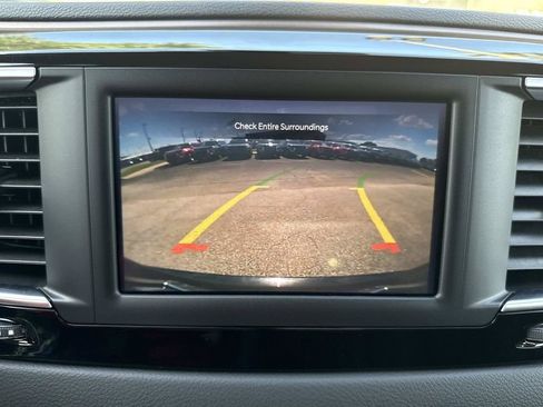 Used 2023 Chrysler Voyager LX FWD image 26