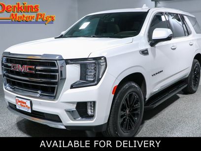 Used 2022 GMC Yukon SLT w/ SLT Premium Package