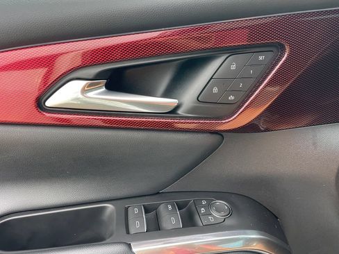Used 2025 Chevrolet Traverse RS w/ LPO, Floor Liner Package AWD/4WD image 32