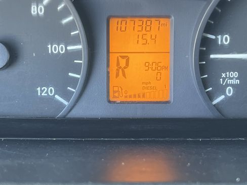 Used 2017 Mercedes-Benz Sprinter 2500 image 16