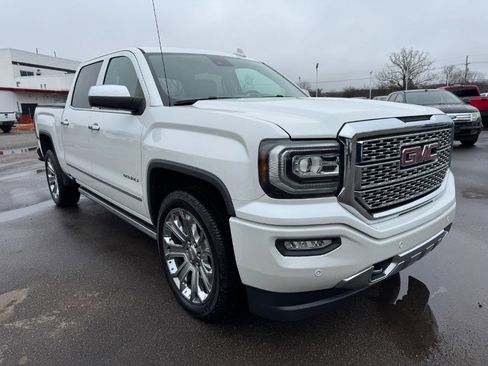 Used 2017 GMC Sierra 1500 Denali w/ Denali Ultimate Package image 7