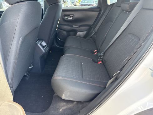 Certified 2025 Honda HR-V Sport image 30