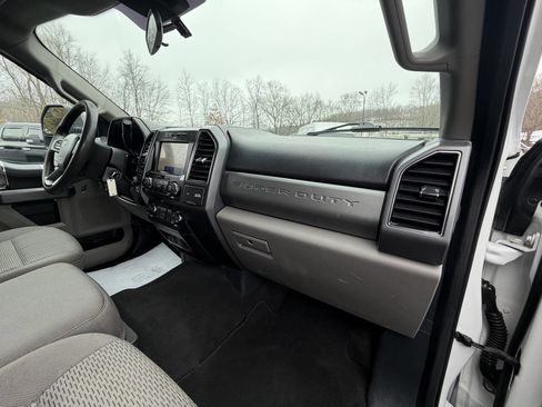 Used 2022 Ford F450 XLT image 31