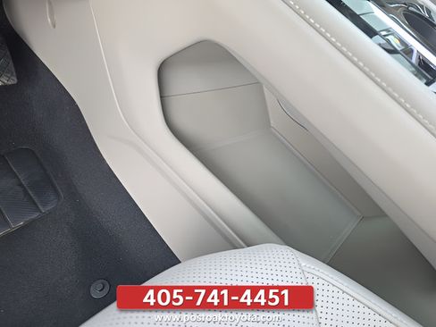 Used 2024 Volkswagen Atlas SE FWD image 24